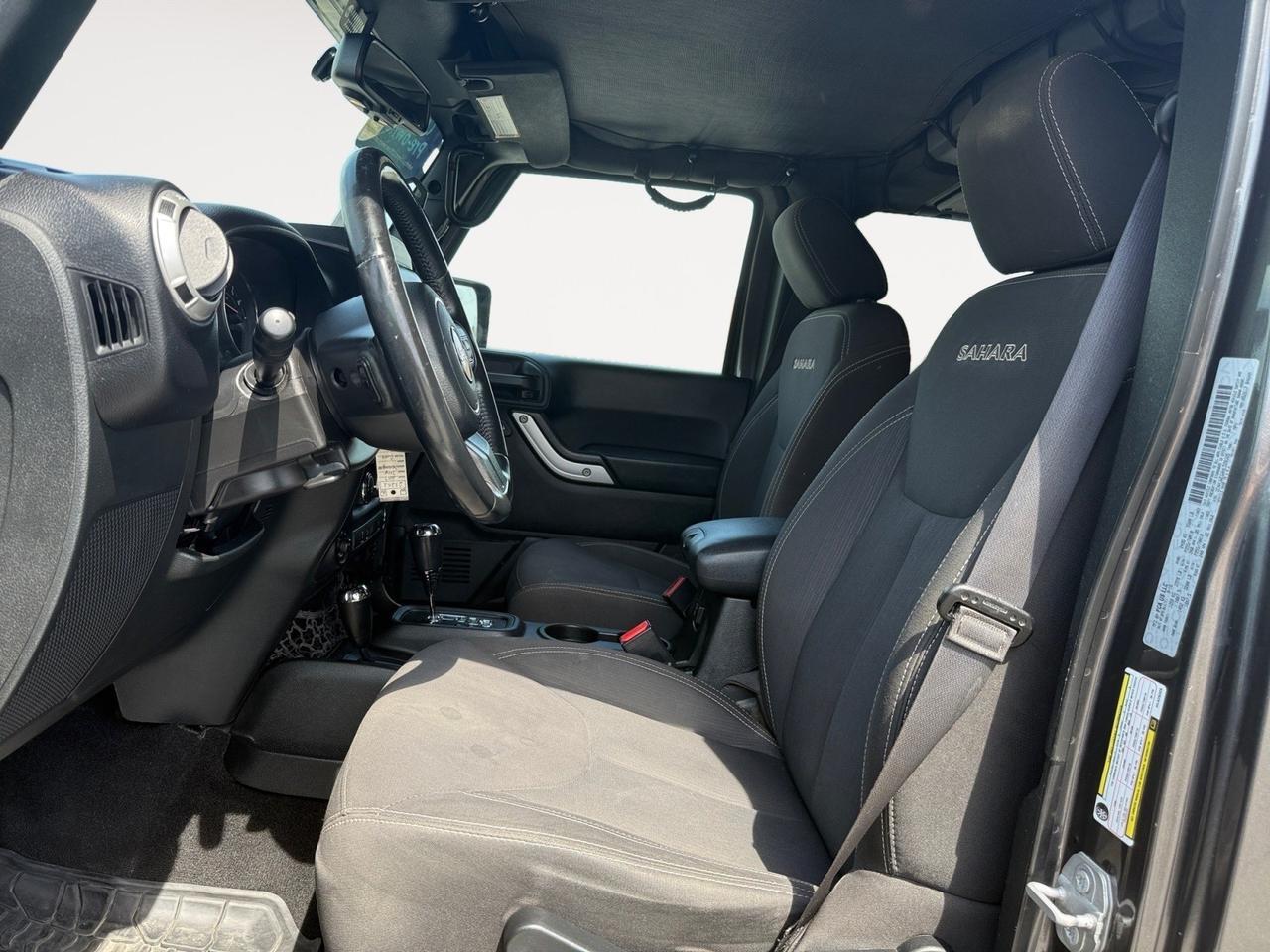 2017 Jeep Wrangler Unlimited Sahara, BLUETOOTH, POWER/HEATED MIRRORS, REMOTE START, TOW HOOKS, TOW PACKAGE, RUNNING BOARDS, CLEAN CARFAX! Norfolk VA