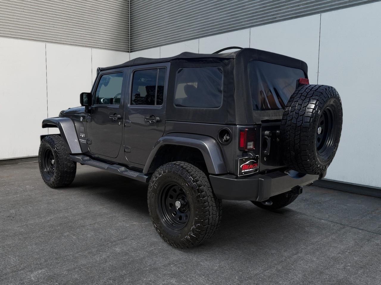 2017 Jeep Wrangler Unlimited Sahara, BLUETOOTH, POWER/HEATED MIRRORS, REMOTE START, TOW HOOKS, TOW PACKAGE, RUNNING BOARDS, CLEAN CARFAX! Norfolk VA