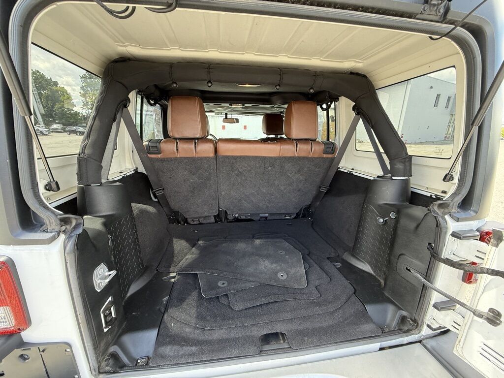 2017 Jeep Wrangler Unlimited Sahara Crestwood KY