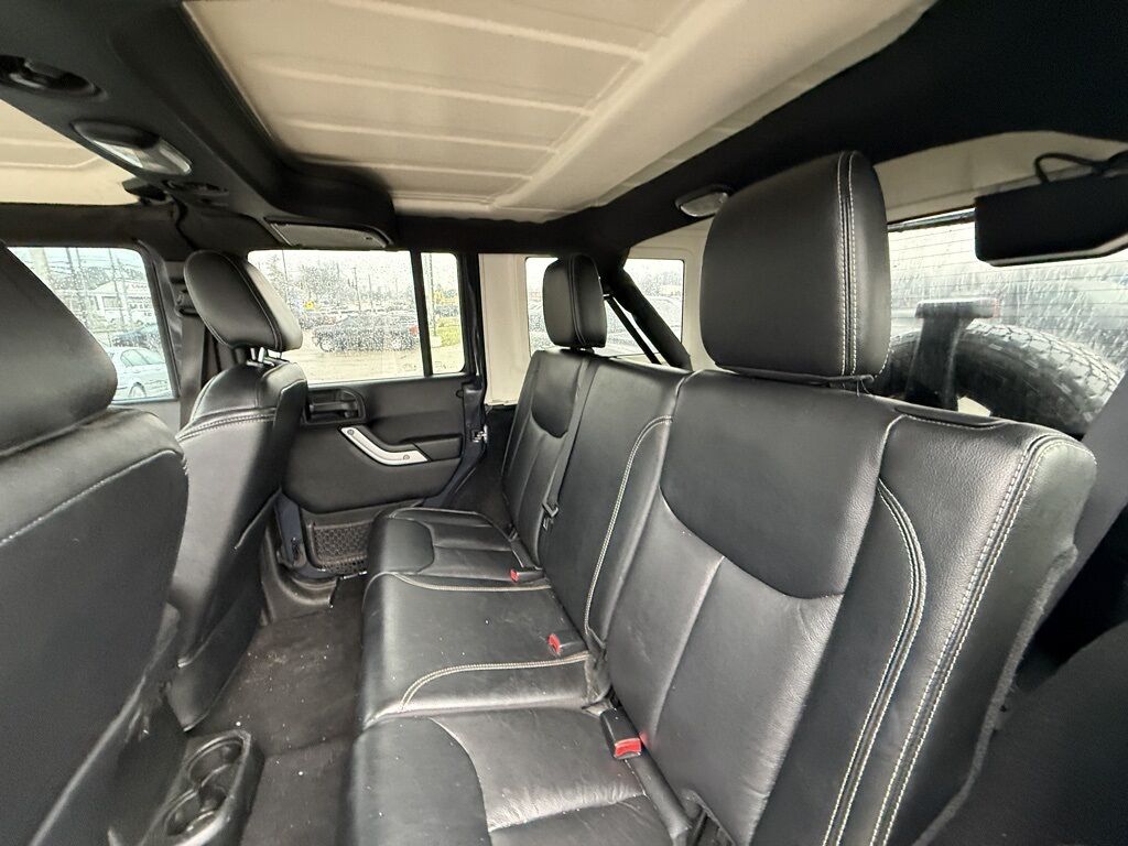 2017 Jeep Wrangler Unlimited Sahara Crestwood KY