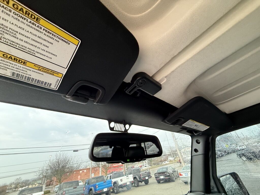 2017 Jeep Wrangler Unlimited Sahara Crestwood KY