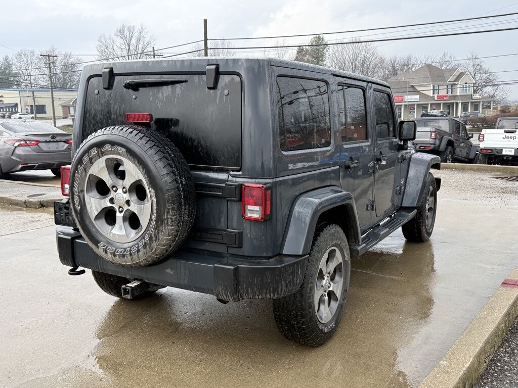 2017 Jeep Wrangler Unlimited Sahara Crestwood KY