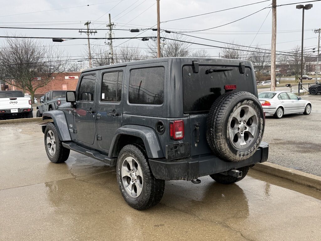 2017 Jeep Wrangler Unlimited Sahara Crestwood KY