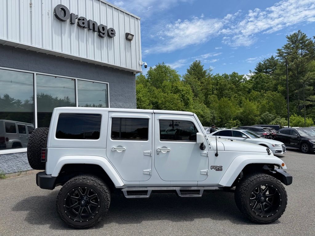 2017 Jeep Wrangler Unlimited Sahara Orange MA
