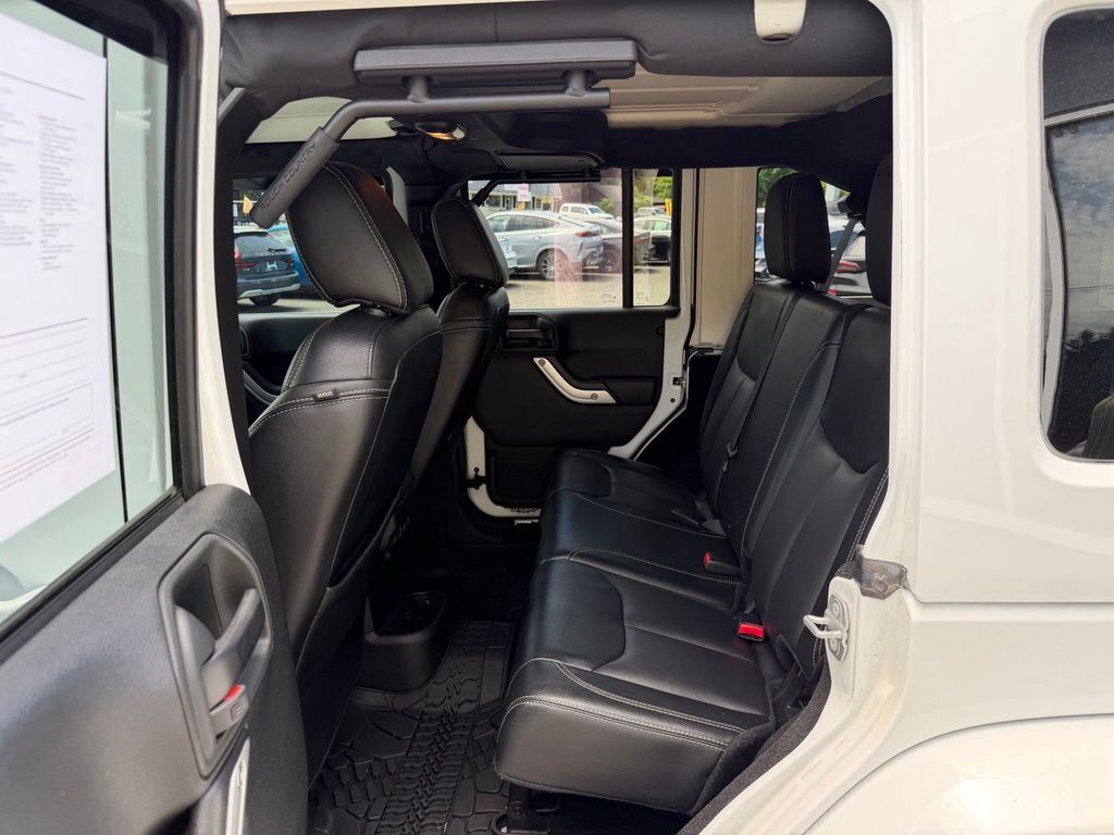 2017 Jeep Wrangler Unlimited Sahara Orange MA