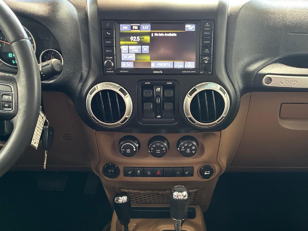 2017 Jeep Wrangler Unlimited Sahara, Leather, Heated Seats, Navigation, Side Airbags Houston TX