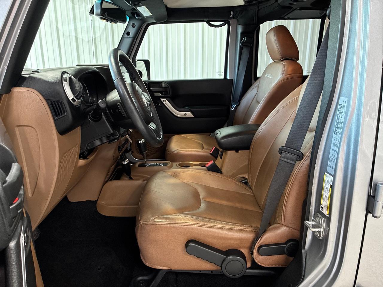 2017 Jeep Wrangler Unlimited Sahara, Leather, Heated Seats, Navigation, Side Airbags Houston TX