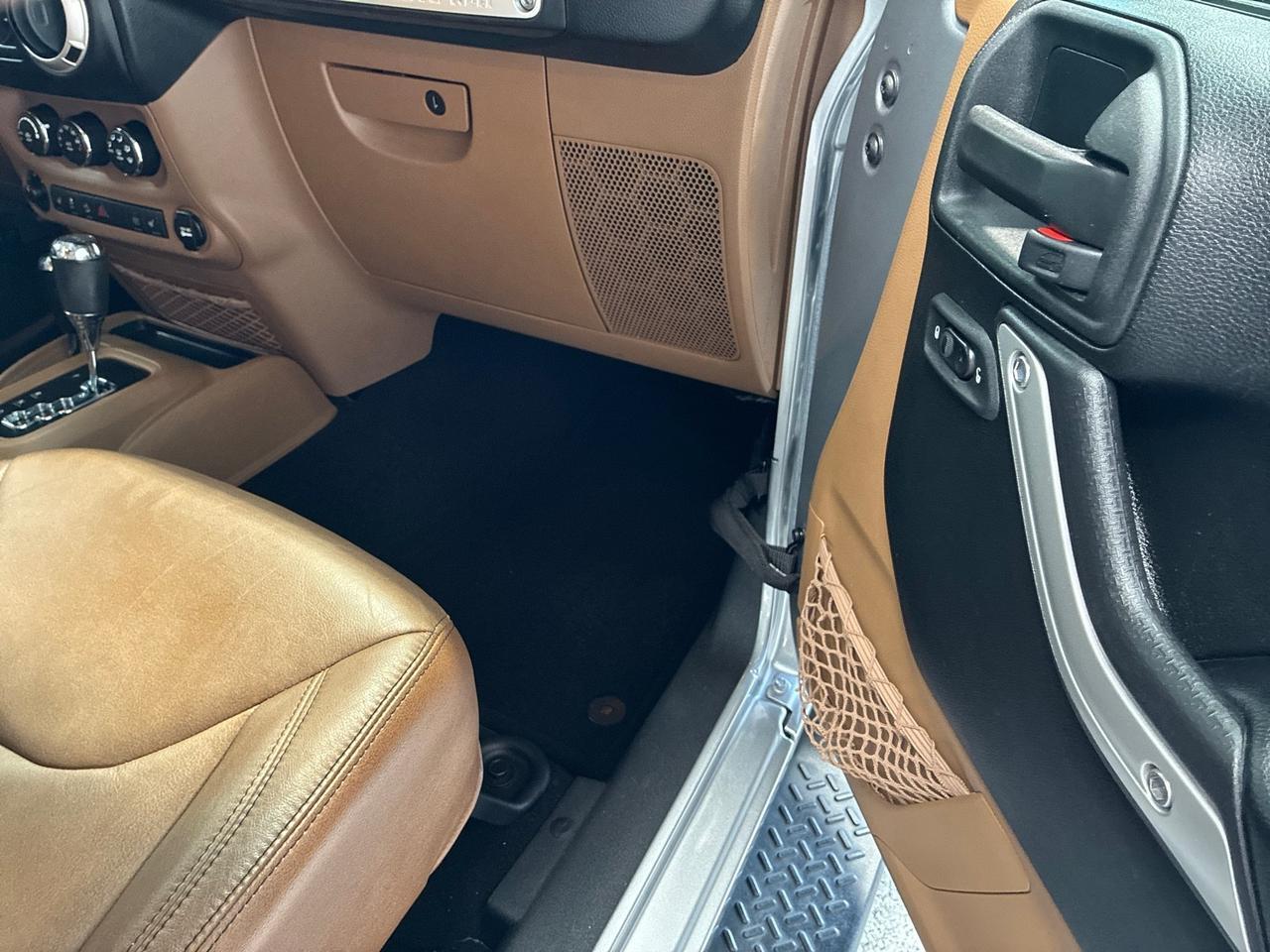 2017 Jeep Wrangler Unlimited Sahara, Leather, Heated Seats, Navigation, Side Airbags Houston TX