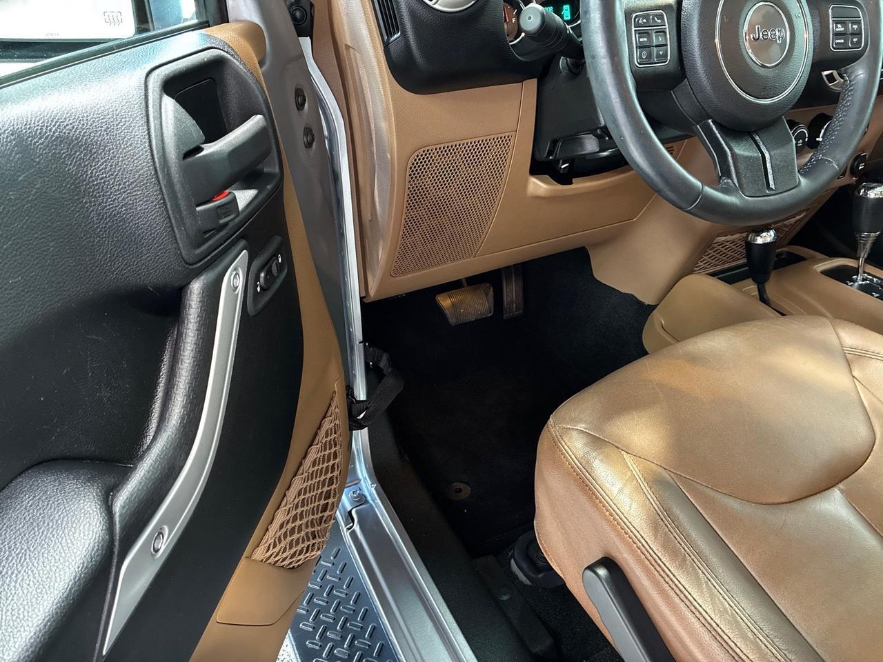 2017 Jeep Wrangler Unlimited Sahara, Leather, Heated Seats, Navigation, Side Airbags Houston TX