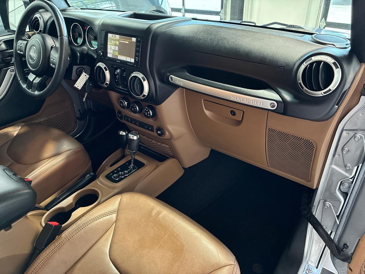 2017 Jeep Wrangler Unlimited Sahara, Leather, Heated Seats, Navigation, Side Airbags Houston TX