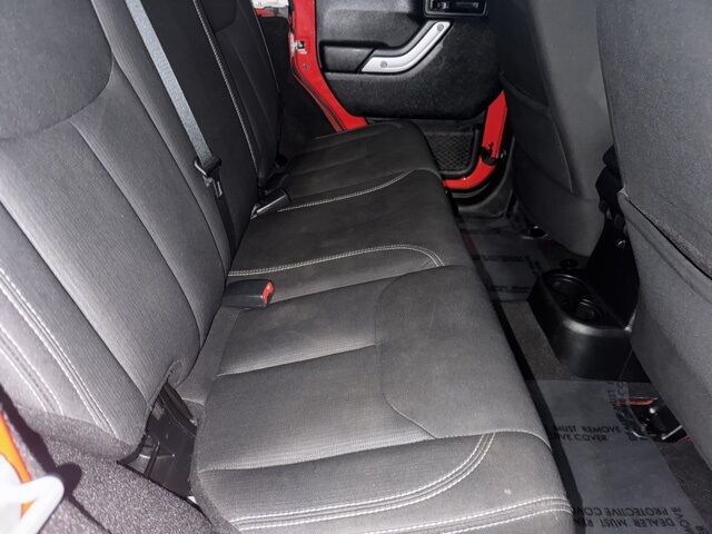 2017 Jeep Wrangler Unlimited Sahara West Burlington IA