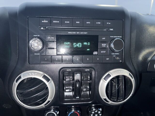 2017 Jeep Wrangler Unlimited Sahara West Burlington IA