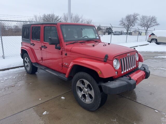 2017 Jeep Wrangler Unlimited Sahara West Burlington IA