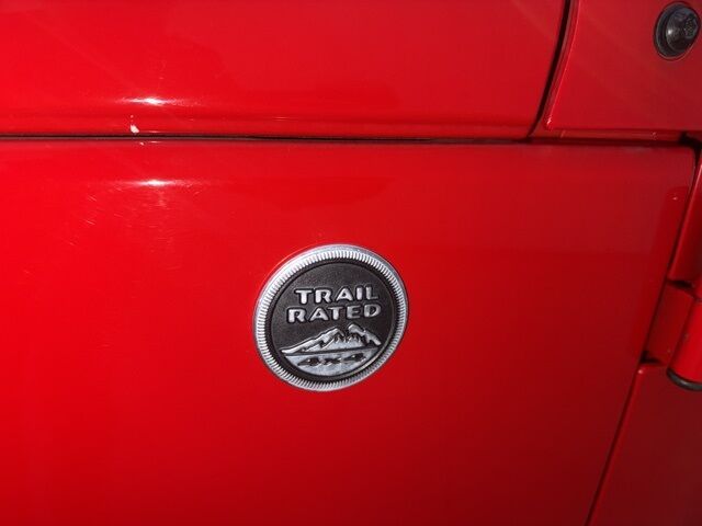 2017 Jeep Wrangler Unlimited Sahara West Burlington IA