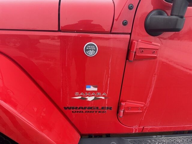 2017 Jeep Wrangler Unlimited Sahara West Burlington IA
