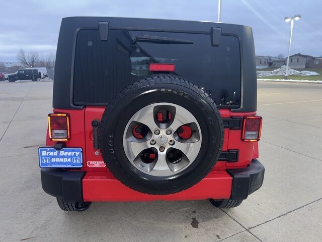 2017 Jeep Wrangler Unlimited Sahara West Burlington IA