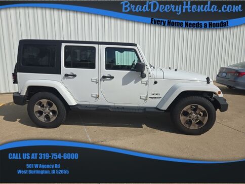2017_Jeep_Wrangler_Unlimited Sahara_ West Burlington IA