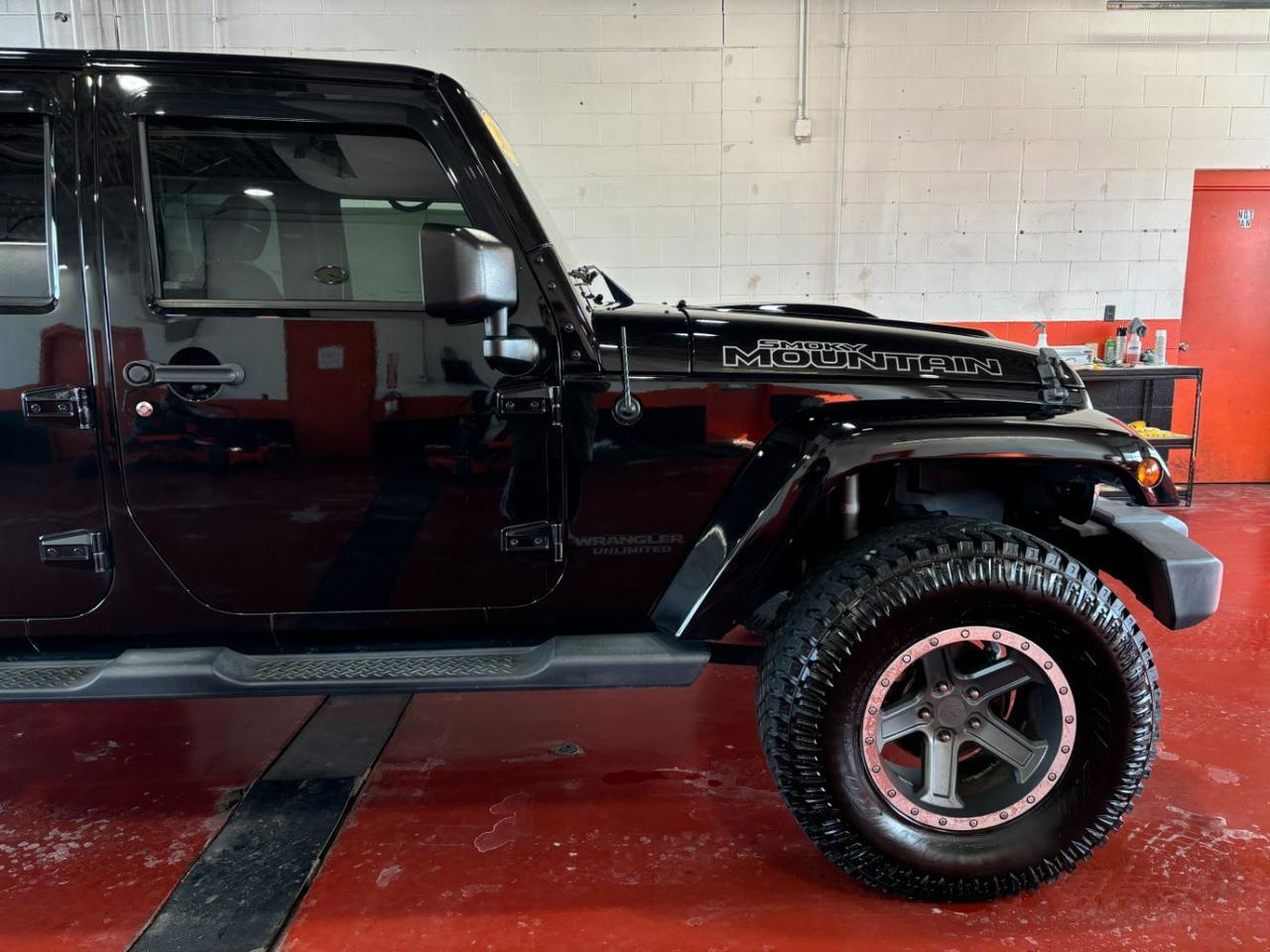 2017 Jeep Wrangler Unlimited Smoky Mountain 4x4 Franklin OH