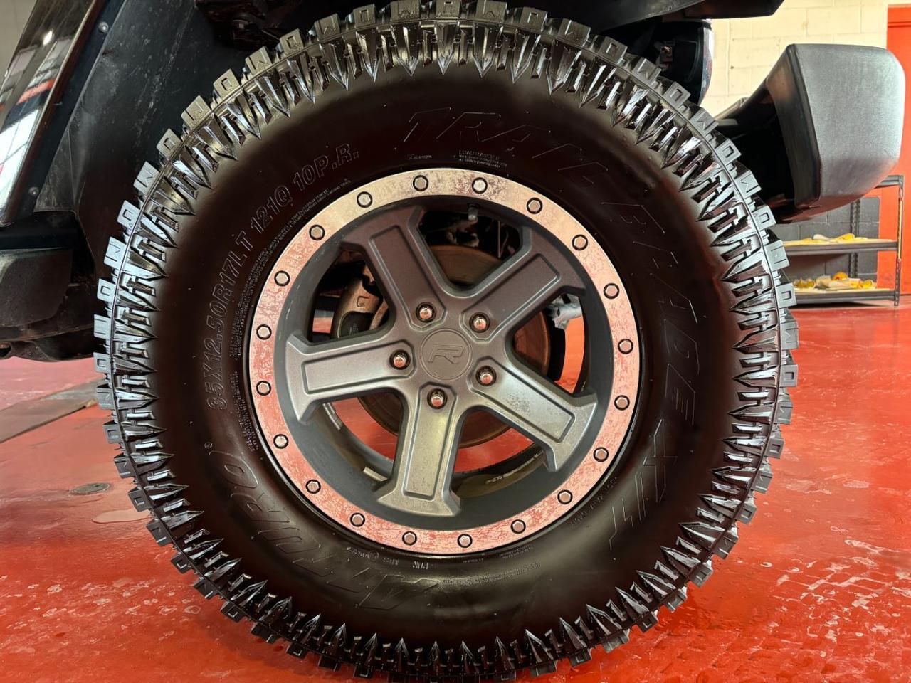 2017 Jeep Wrangler Unlimited Smoky Mountain 4x4 Franklin OH