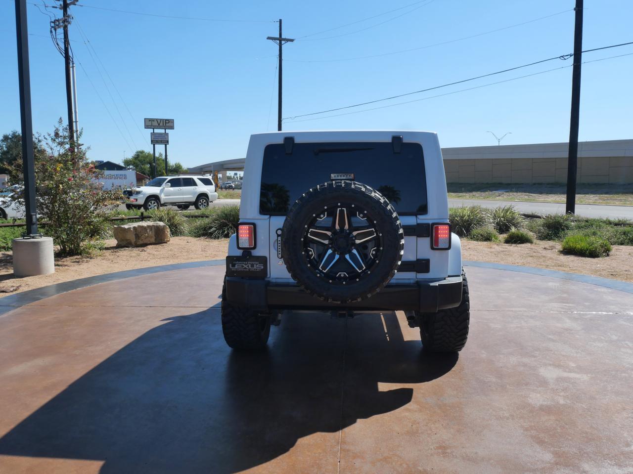 2017 Jeep Wrangler Unlimited Smoky Mountain