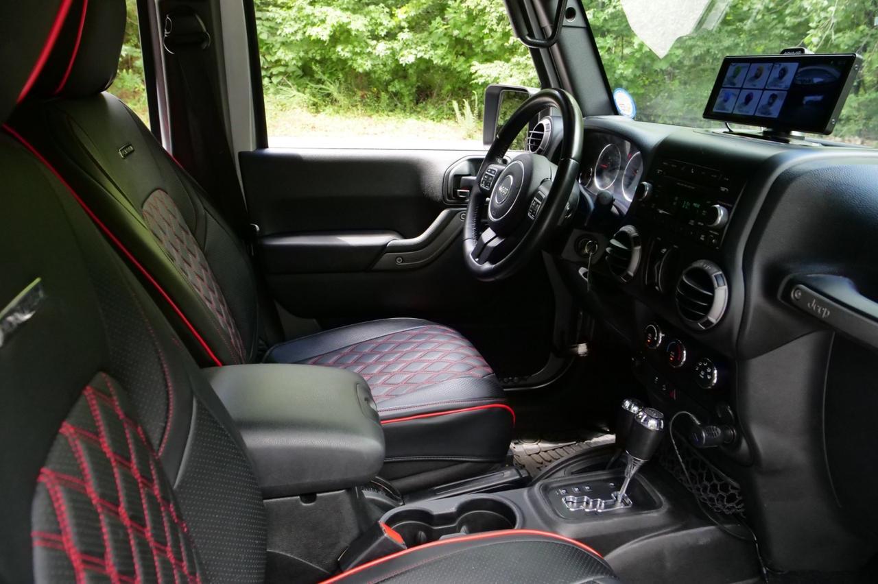 2017 Jeep Wrangler Unlimited Sport 4X4 / UPGRADES / Hard Top / Connectivity Group! Lincolnton NC