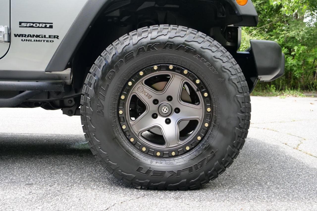 2017 Jeep Wrangler Unlimited Sport 4X4 / UPGRADES / Hard Top / Connectivity Group! Lincolnton NC