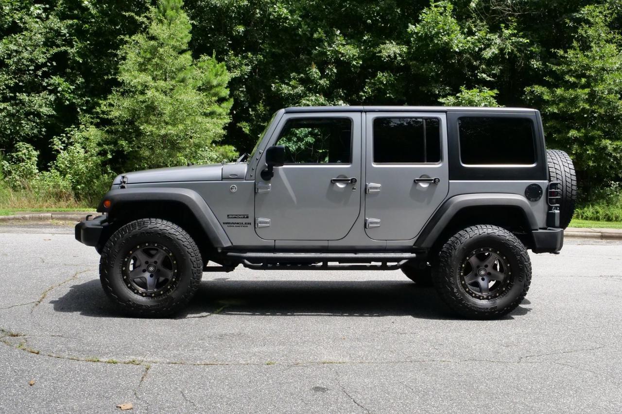 2017 Jeep Wrangler Unlimited Sport 4X4 / UPGRADES / Hard Top / Connectivity Group! Lincolnton NC