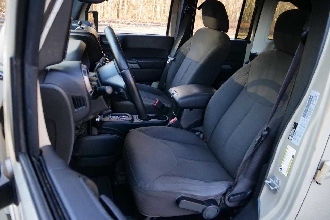 2017 Jeep Wrangler Unlimited Sport 4X4 / Wheels & Tires Upgrade / Alpine Audio! Lincolnton NC