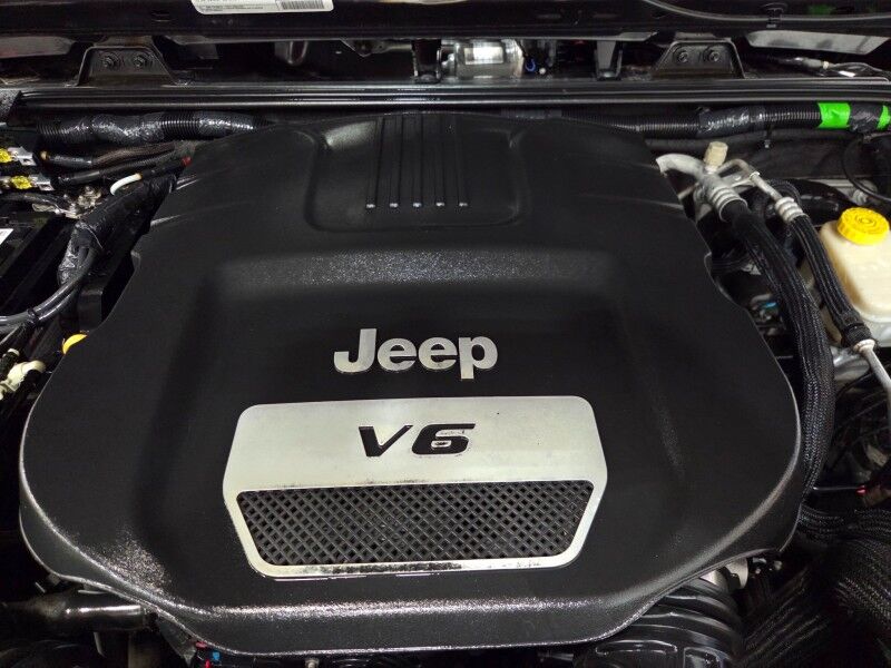 2017 Jeep Wrangler Unlimited Sport Hardtop Lifted 3.6L V6 Touch Screen New Tires FREE WARRANTY Arlington TX