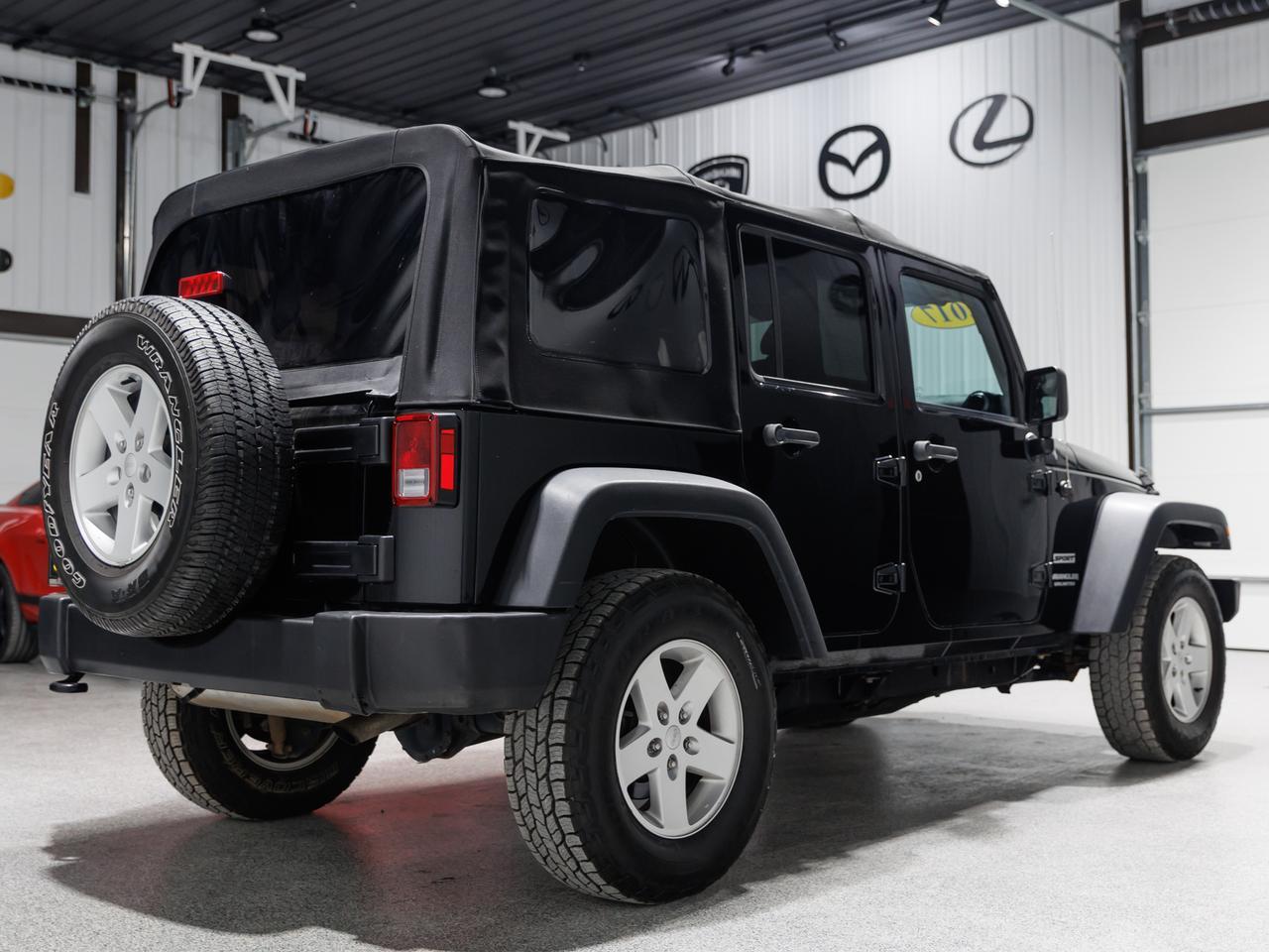 2017 Jeep Wrangler Unlimited Sport S 4WD Cranberry PA