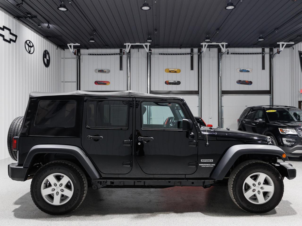2017 Jeep Wrangler Unlimited Sport S 4WD Cranberry PA