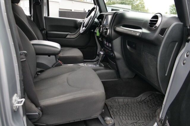 2017 Jeep Wrangler Unlimited Sport S 4X4 / Hard Top / Power Convenience Group! High Point NC