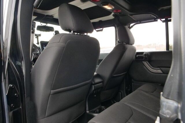 2017 Jeep Wrangler Unlimited Sport S 4X4 / UPGRADES / Hard Top / V6! High Point NC