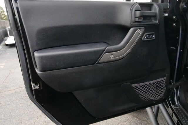 2017 Jeep Wrangler Unlimited Sport S 4X4 / UPGRADES / Hard Top / V6! High Point NC