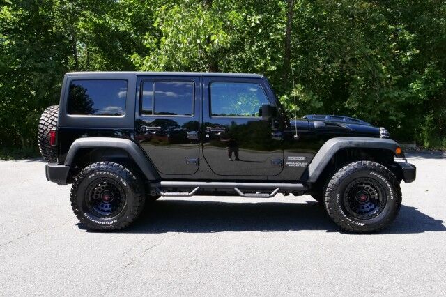 2017 Jeep Wrangler Unlimited Sport S 4X4 / Upgrades / Leather Seating! High Point NC