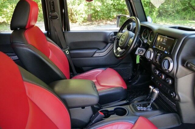 2017 Jeep Wrangler Unlimited Sport S 4X4 / Upgrades / Leather Seating! High Point NC