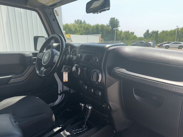 2017 Jeep Wrangler Unlimited Sport West Burlington IA