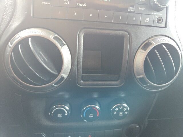 2017 Jeep Wrangler Unlimited Sport West Burlington IA