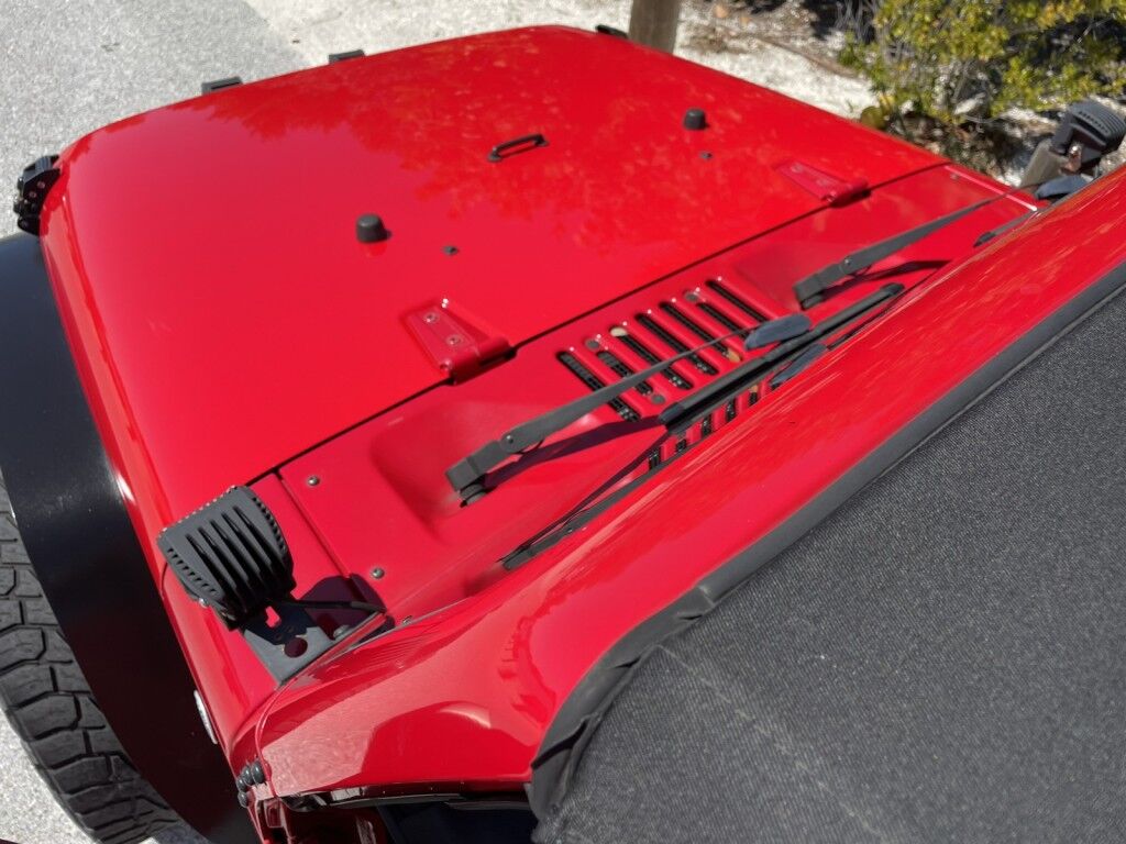 2017 Jeep Wrangler Unlimited WILLYS WHEELER~CLEAN CARFAX~WINCH~LIGHTBAR~AUXILIARY LIGHTS~LIFTED~ONLINE FINANCE AND SHIPPING AVAILABLE!!!!! Sarasota FL