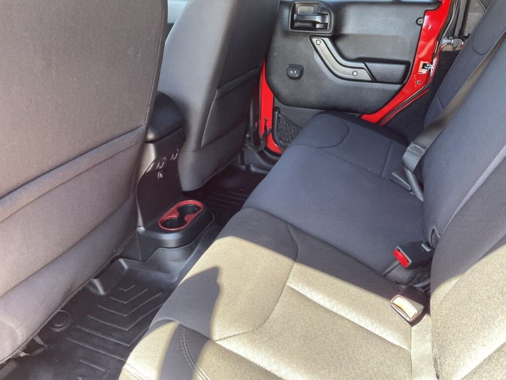 2017 Jeep Wrangler Unlimited WILLYS WHEELER~CLEAN CARFAX~WINCH~LIGHTBAR~AUXILIARY LIGHTS~LIFTED~ONLINE FINANCE AND SHIPPING AVAILABLE!!!!! Sarasota FL