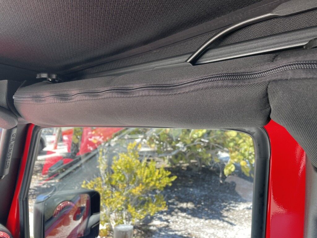 2017 Jeep Wrangler Unlimited WILLYS WHEELER~CLEAN CARFAX~WINCH~LIGHTBAR~AUXILIARY LIGHTS~LIFTED~ONLINE FINANCE AND SHIPPING AVAILABLE!!!!! Sarasota FL