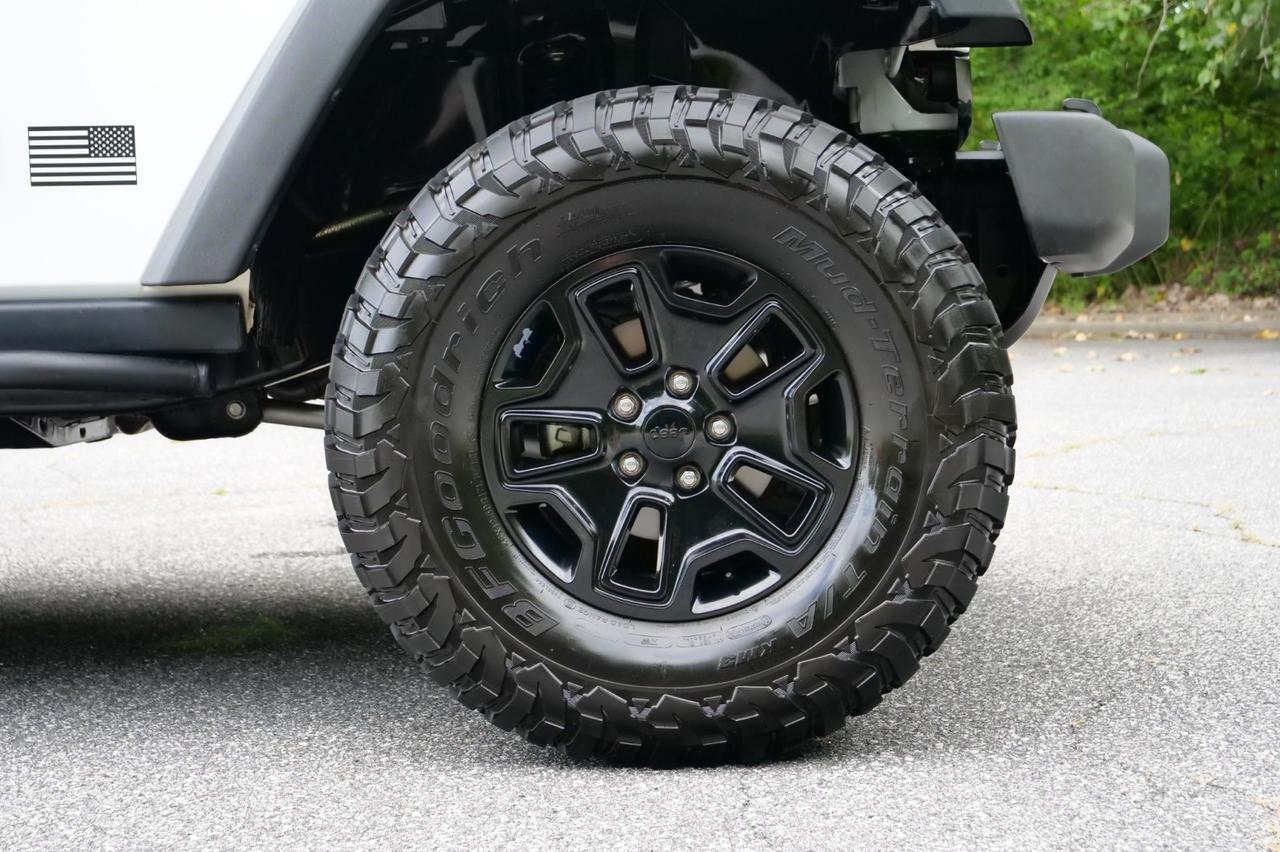 2017 Jeep Wrangler Unlimited Willys Wheeler 4x4 / LED Lighting / Hard Top / Manual! Lincolnton NC