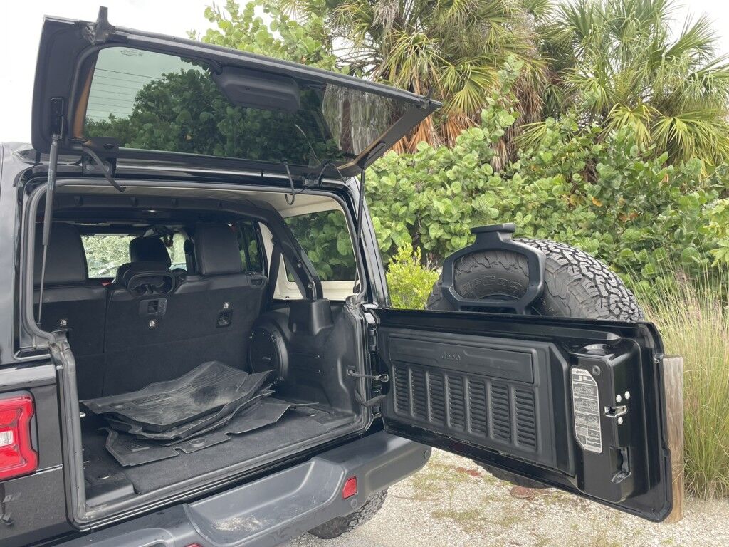 2017 Jeep Wrangler Unlimited Willys Wheeler Sarasota FL