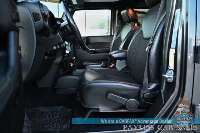 2017 Jeep Wrangler Unlimited Winter Edition / 4X4 / Auto Start / Heated Leather Trimmed Seats / Navigation / Alpine Speakers / 3-Piece Hard Top / Bluetooth / USB & Aux Input / Power Windows, Mirrors, & Locks / Block Heater / Tow Pkg Anchorage AK