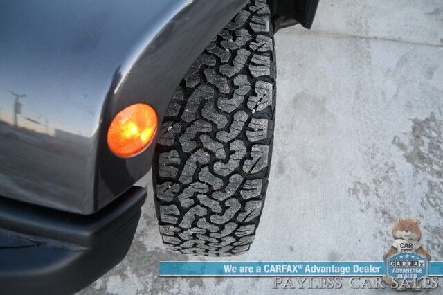 2017 Jeep Wrangler Unlimited Winter Edition / 4X4 / Auto Start / Heated Leather Trimmed Seats / Navigation / Alpine Speakers / 3-Piece Hard Top / Bluetooth / USB & Aux Input / Power Windows, Mirrors, & Locks / Block Heater / Tow Pkg Wasilla AK