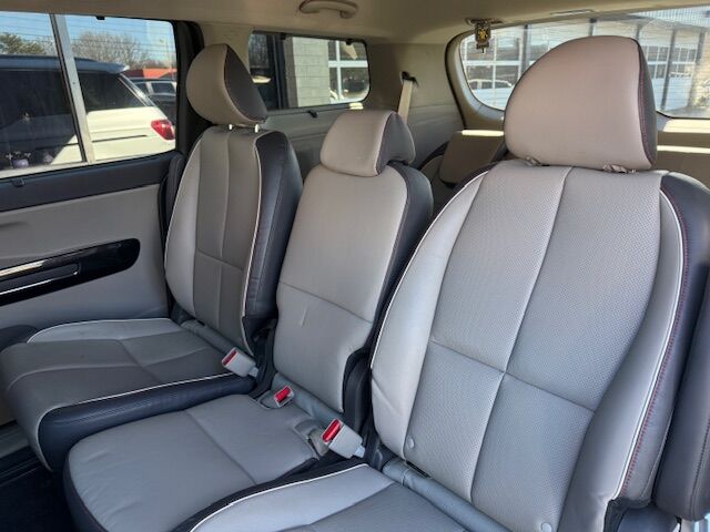 2017 KIA SEDONA EX Greensboro NC