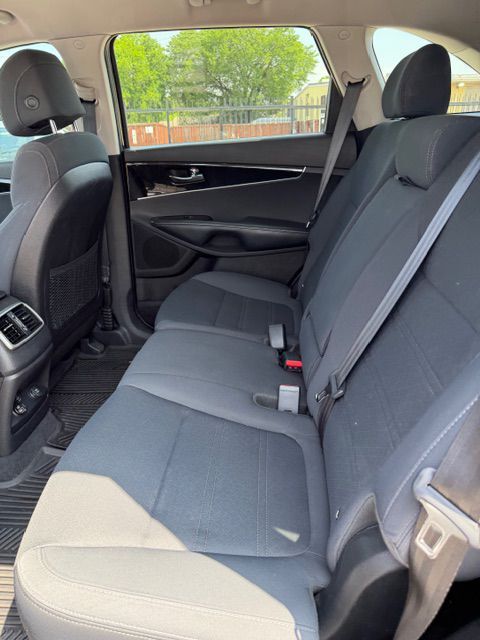 2017 KIA SORENTO LX Grand Prairie TX