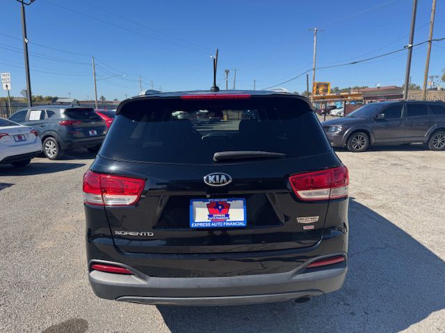 2017 KIA SORENTO LX
