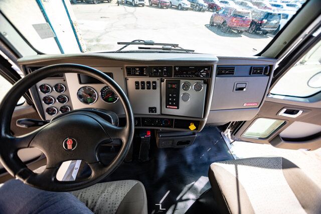 2017 Kenworth T-370 Day Cab Deck Diesel Red Deer AB