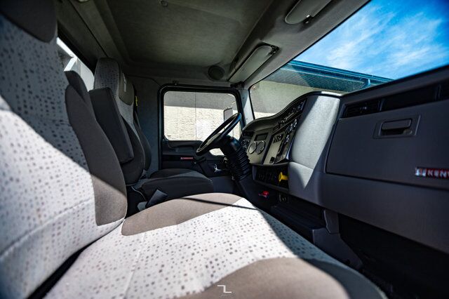 2017 Kenworth T-370 Day Cab Deck Diesel Red Deer AB